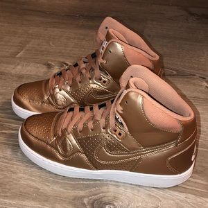 Nike Force  Hightop Shoes